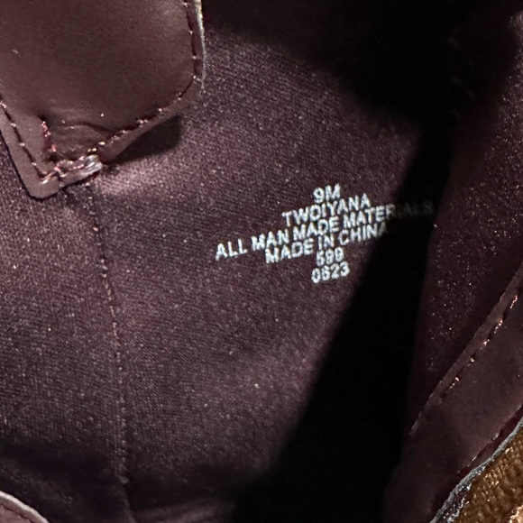 🌸TOMMY HILFIGER🌸 Diyana Faux Leather Ankle Bootie Size: 9M - Picture 13 of 14